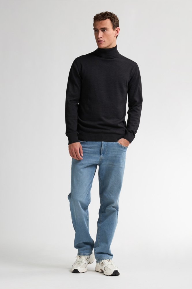 FIJNGEBREIDE COLTRUI EAGLE M ROS KWC260 9111 DEEP BLACK